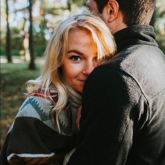 Meet your Posher, Haleigh - Picture 3 of 5